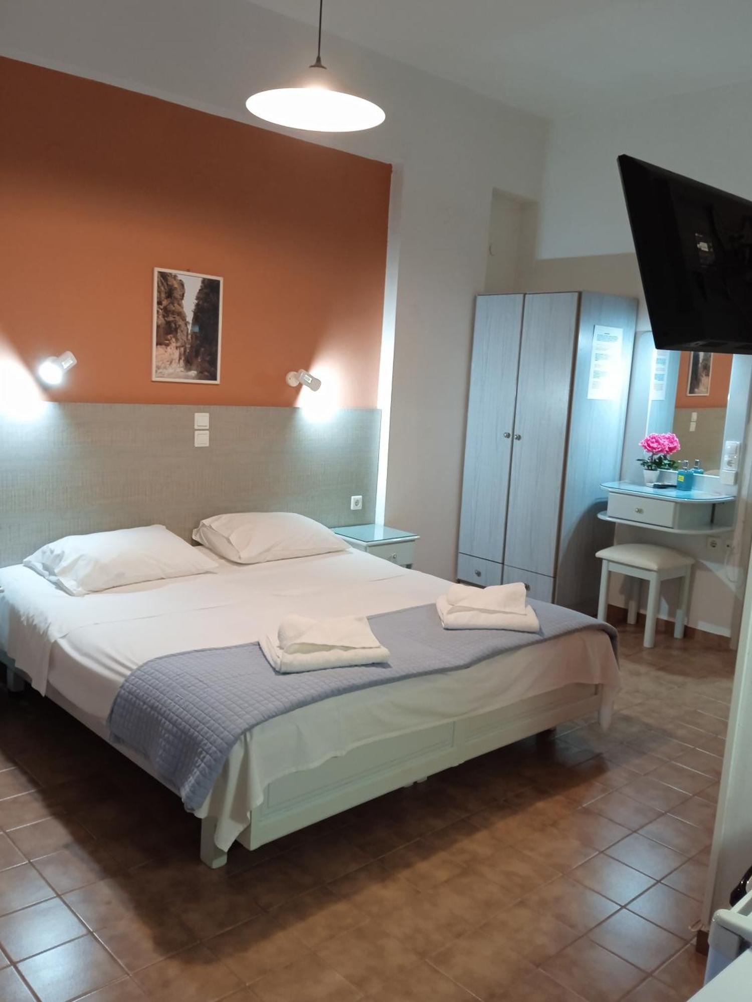 Ilona Apartments Chania Kato Daratso Kamer foto
