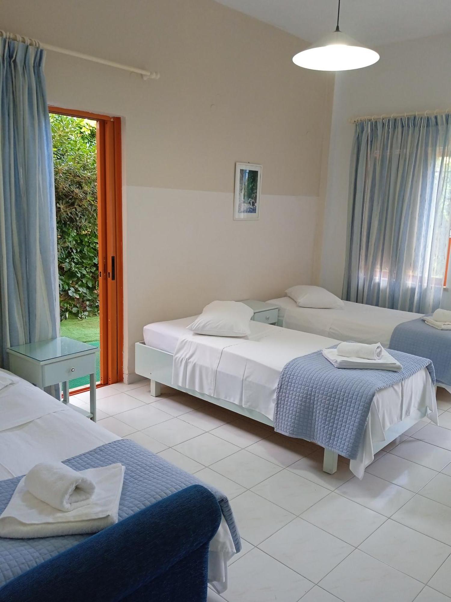 Ilona Apartments Chania Kato Daratso Kamer foto