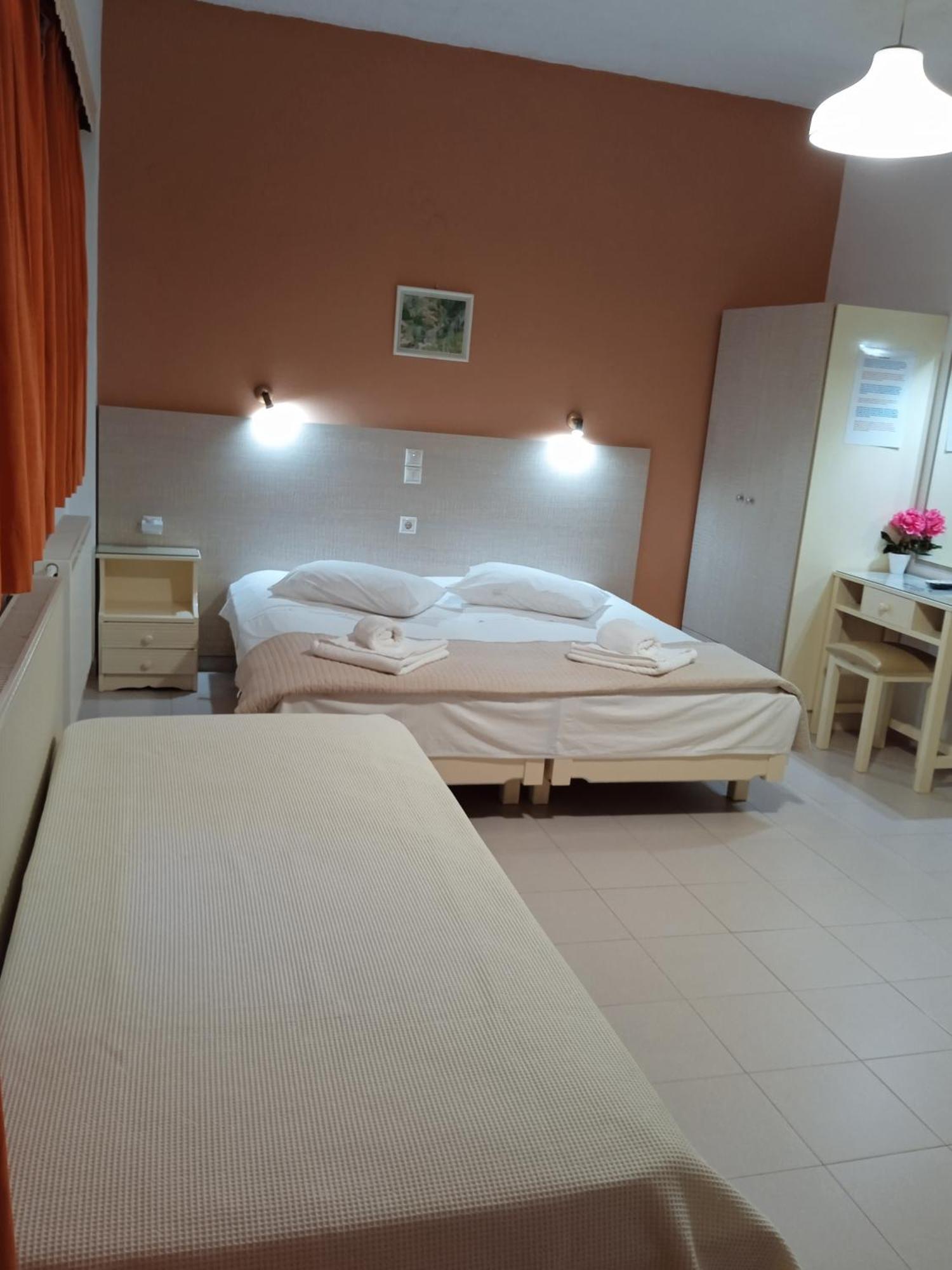 Ilona Apartments Chania Kato Daratso Kamer foto