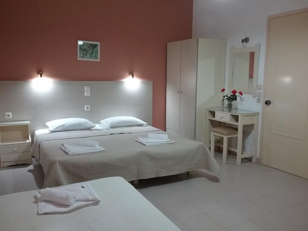 Ilona Apartments Chania Kato Daratso Buitenkant foto